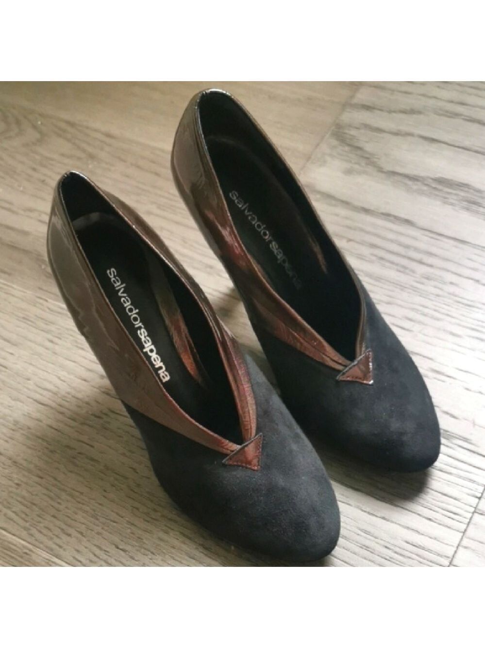Salvador Sapena womens old copper /black leather shoes. Designer,classy. Size 6